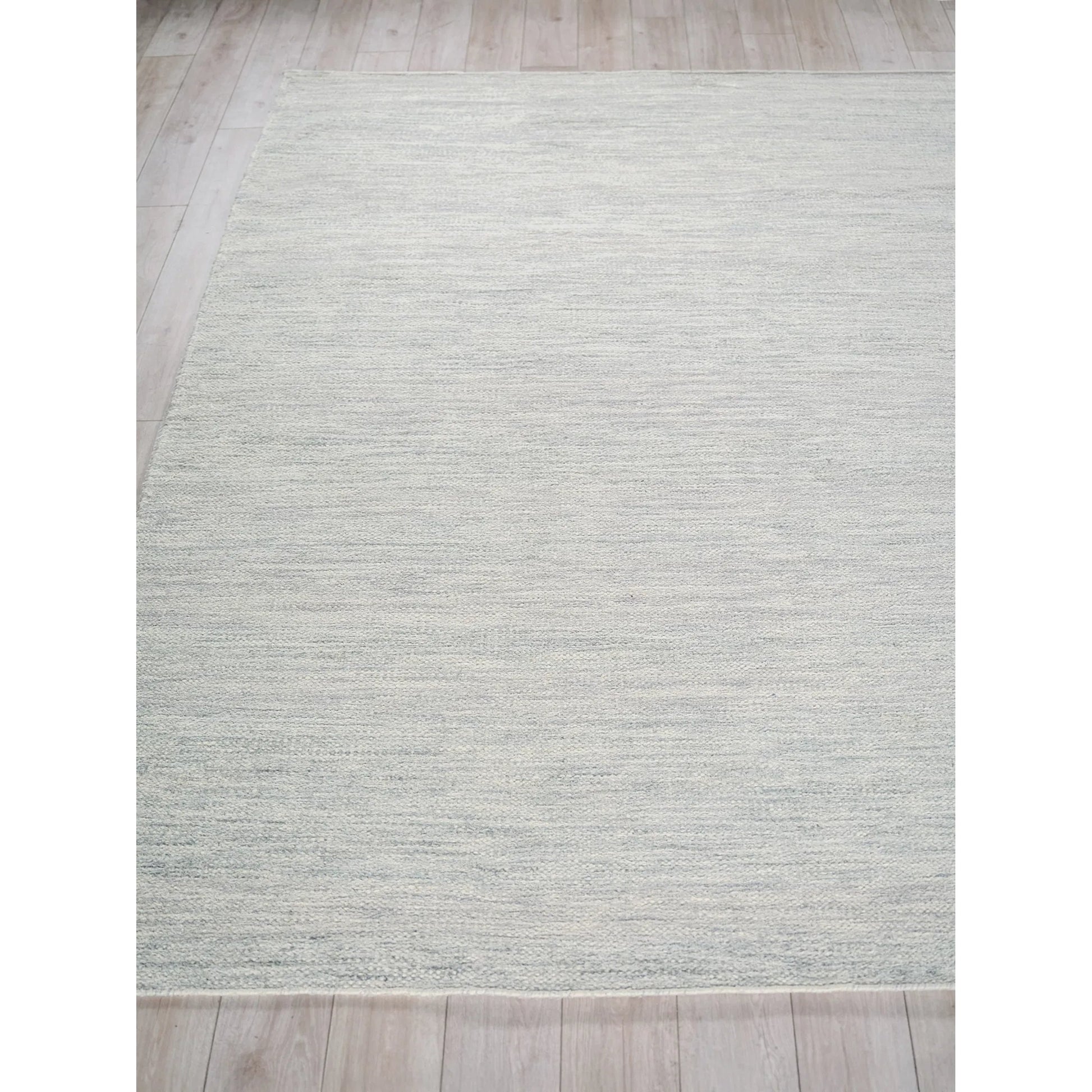 Tranquility 4785 Rug by Exquisite Rugs in gray. Made from wool, mohair in a unique style.