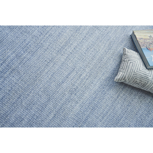 Loro 4856 Rug by Exquisite Rugs in light blue. Made from pet yarn in a unique style.