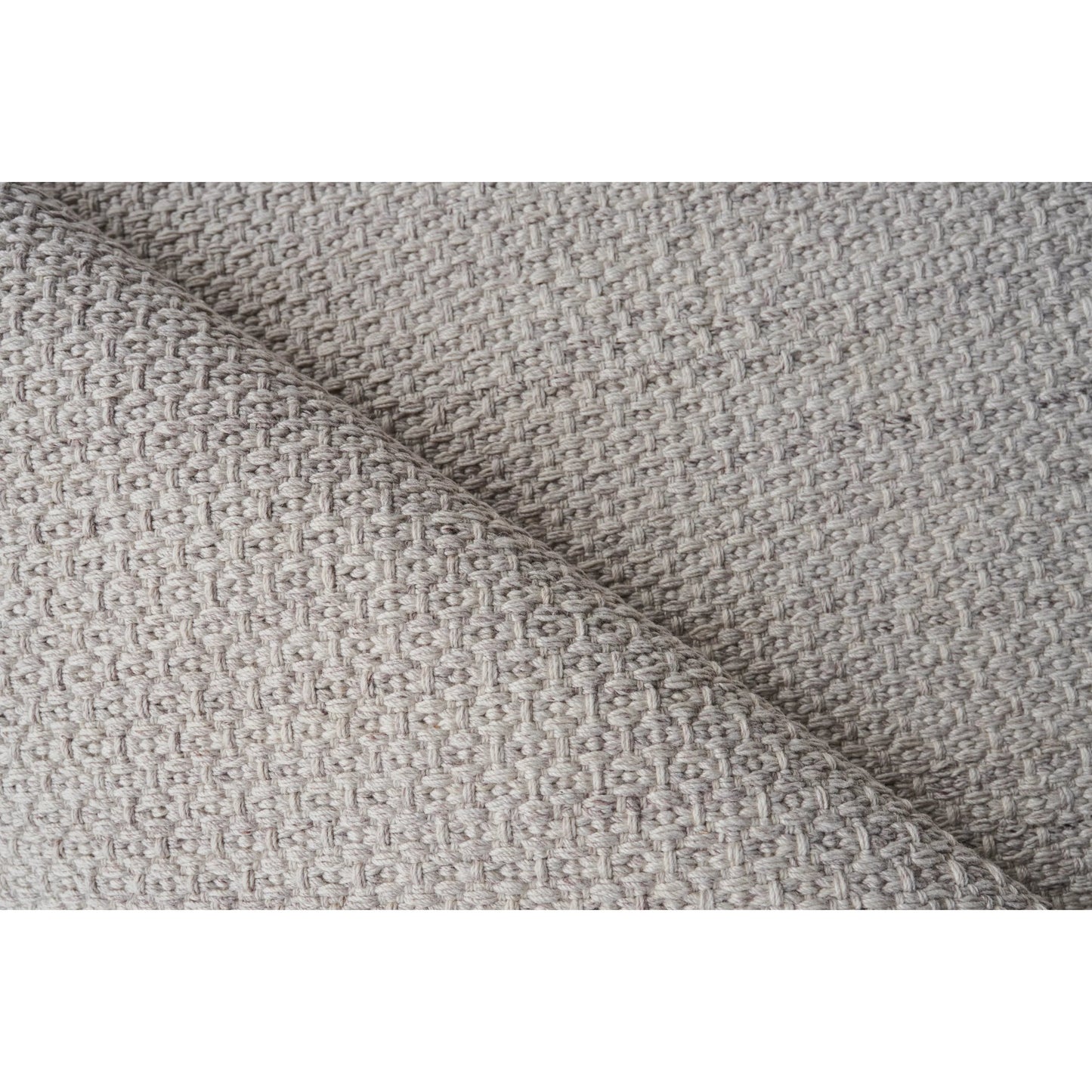 048 SI-2384303 | Closeup | Gamma Rug by Exquisite Rugs. Made from pet yarn in a unique style.