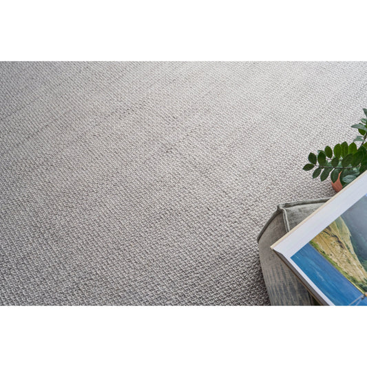 Gamma 4886 Rug by Exquisite Rugs in beige. Made from pet yarn in a unique style.