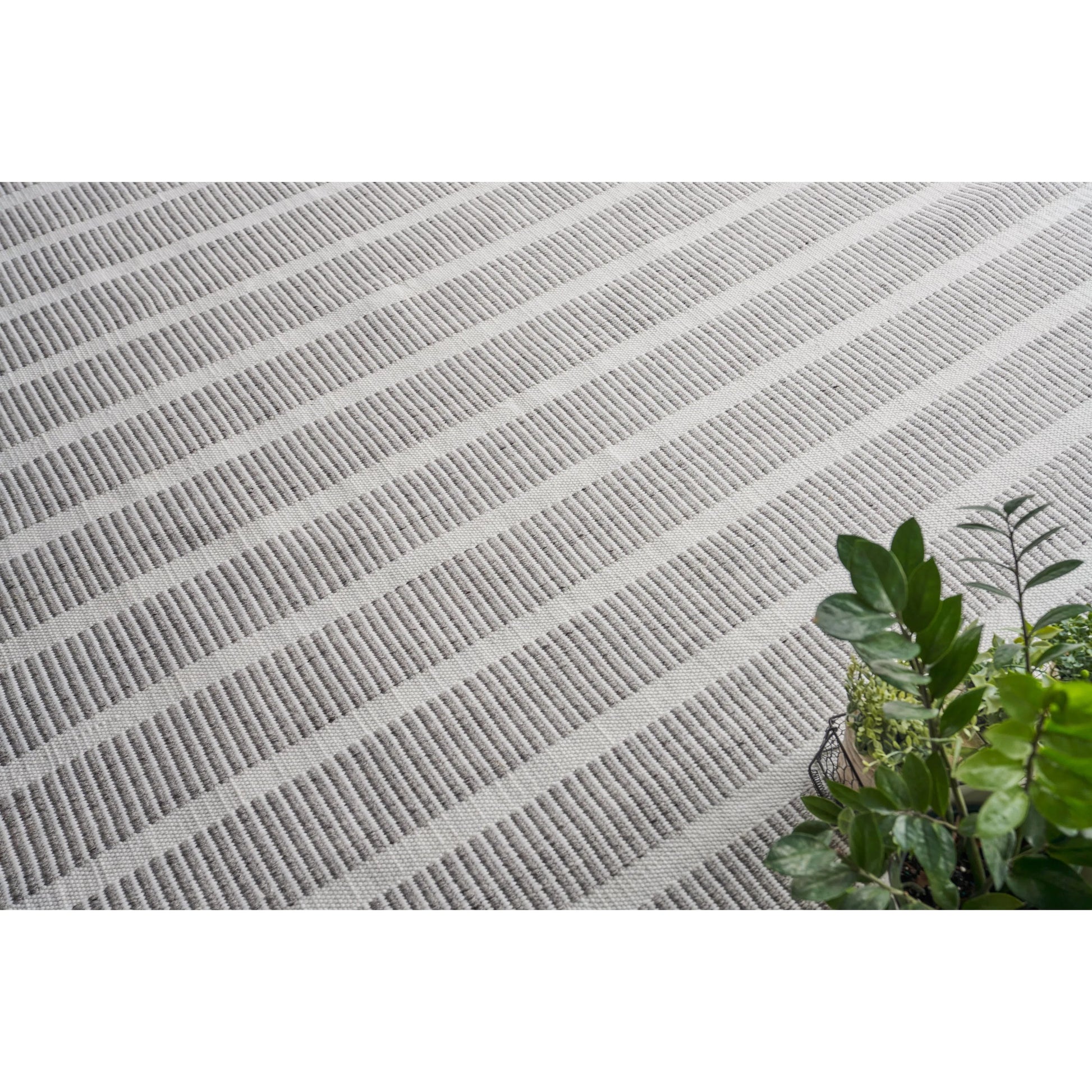 Boca Rug by Exquisite Rugs. Made from pet yarn in a unique style.