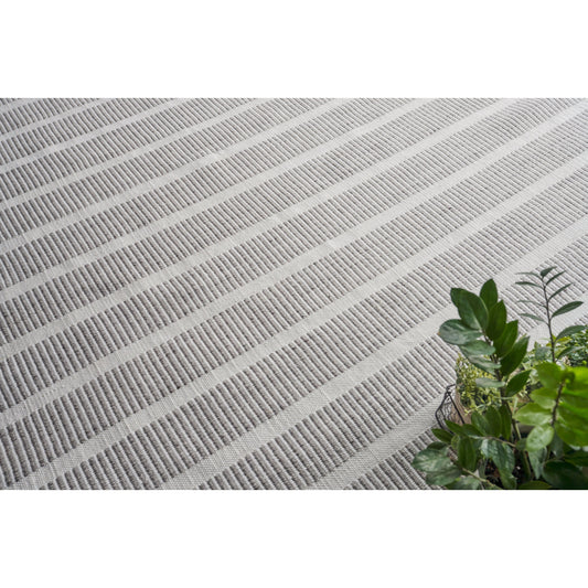 Boca 4888 Rug by Exquisite Rugs in gray/ivory. Made from unique in a unique style.