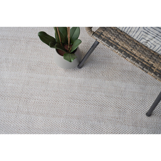 Bintan Rug by Exquisite Rugs. Made from ivory in a unique style.