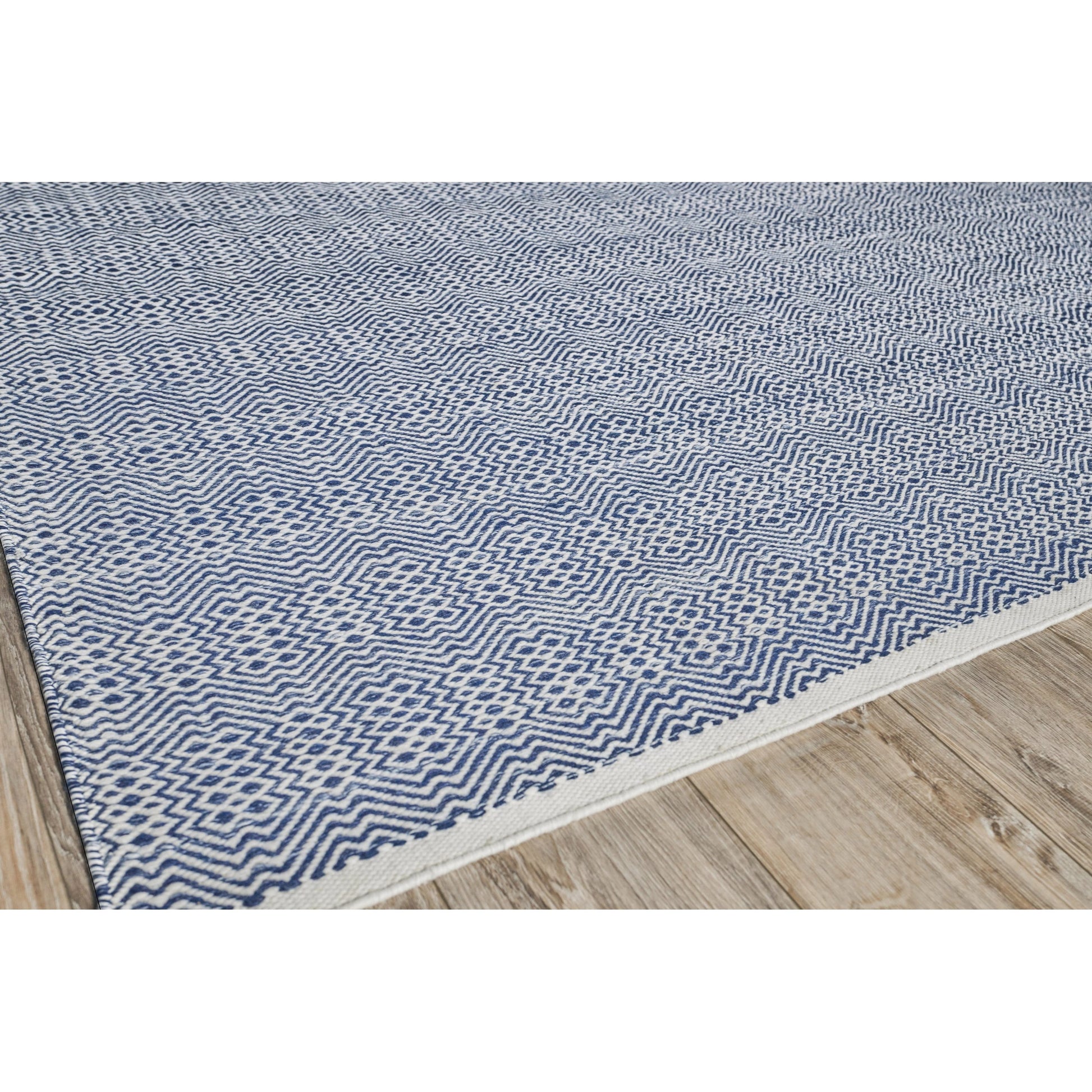Echo Rug by Exquisite Rugs. Made from pet yarn in a unique style.