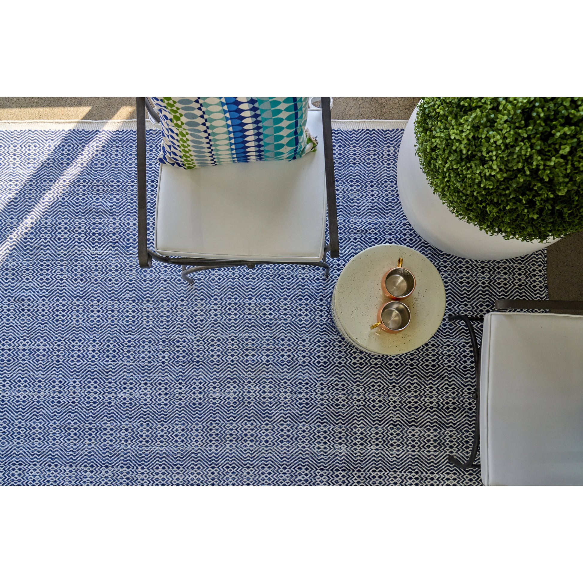 Echo Rug by Exquisite Rugs. Made from pet yarn in a unique style.