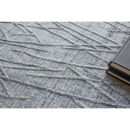 Crescendo 4905 Rug by Exquisite Rugs in charcoal gray. Made from bamboo silk in a unique style.