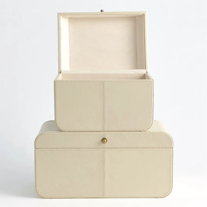 Curved Small Corner Box by Global Views in ivory. Made from unique in a transitional style.
