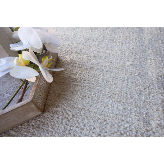 Tranquility 4957 Rug by Exquisite Rugs in ivory. Made from wool in a unique style.