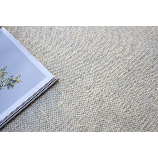 Chelsea 4961 Rug by Exquisite Rugs in silver. Made from new zealand wool in a unique style.