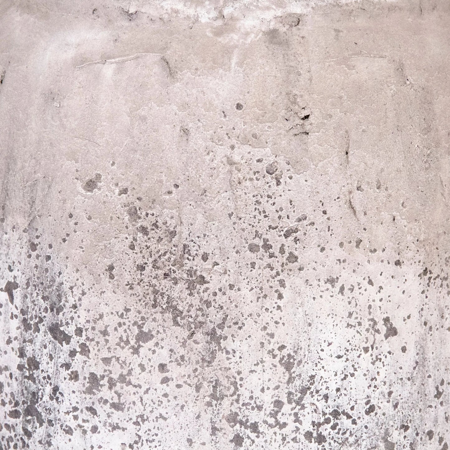006 SI-2448757 | Closeup | Distressed White Vase by Zentique in distressed grey wash. Made from terracotta in a rustic style.