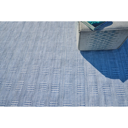Naples 4983 Rug by Exquisite Rugs in light blue. Made from pet in a unique style.