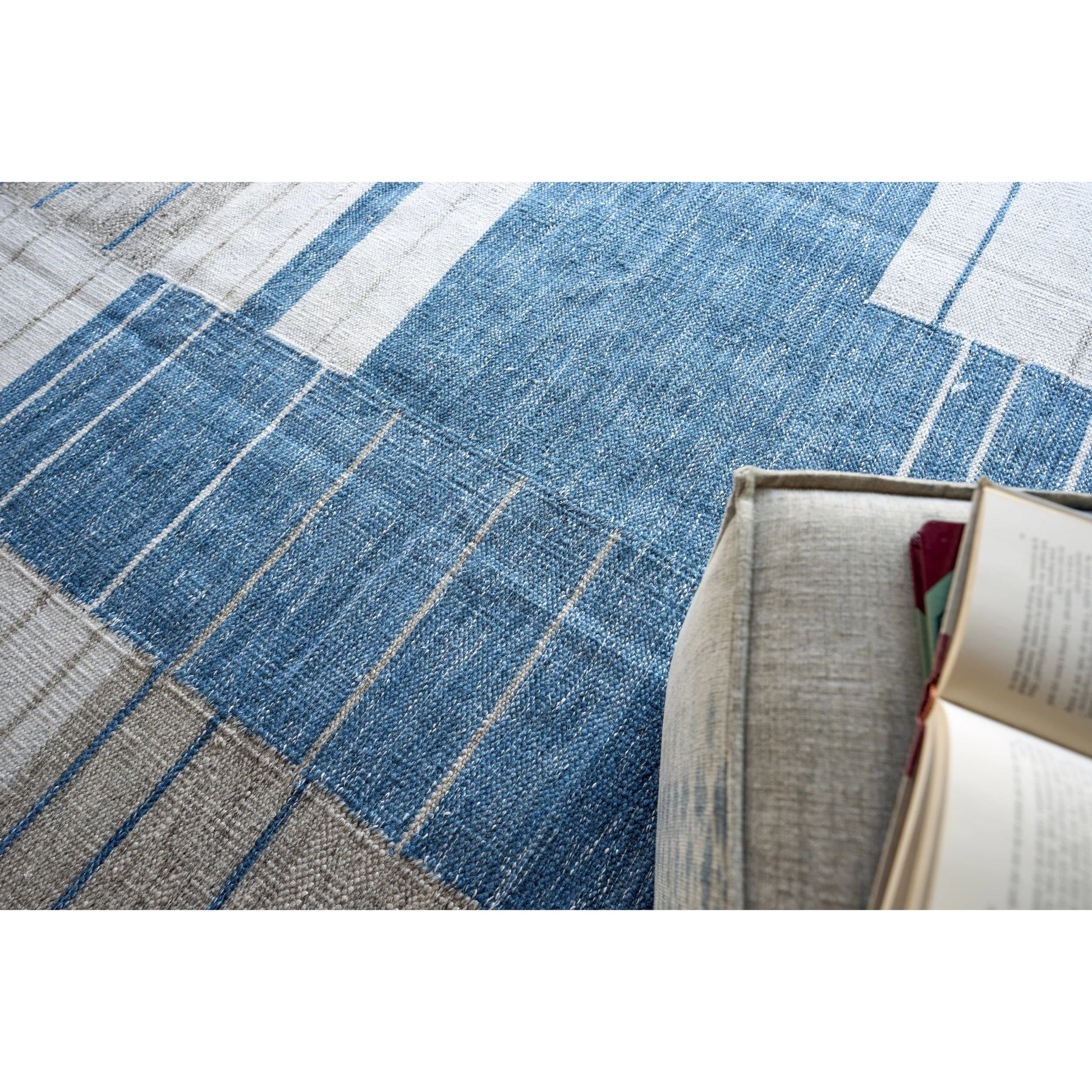 Scandinavian Rug by Exquisite Rugs in blue, ivory. Made from new zealand wool in a unique style.
