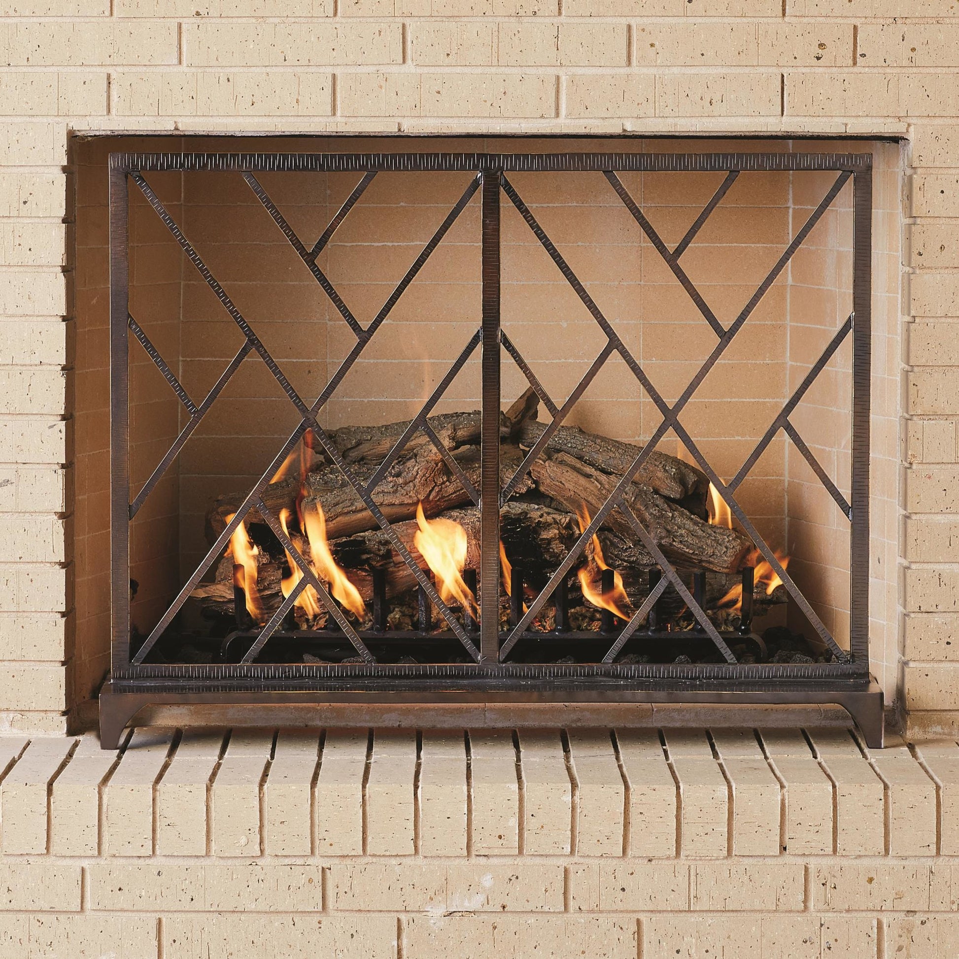 Chinoise Fret Fireplace Screen by Global Views. Made from iron in a transitional style.