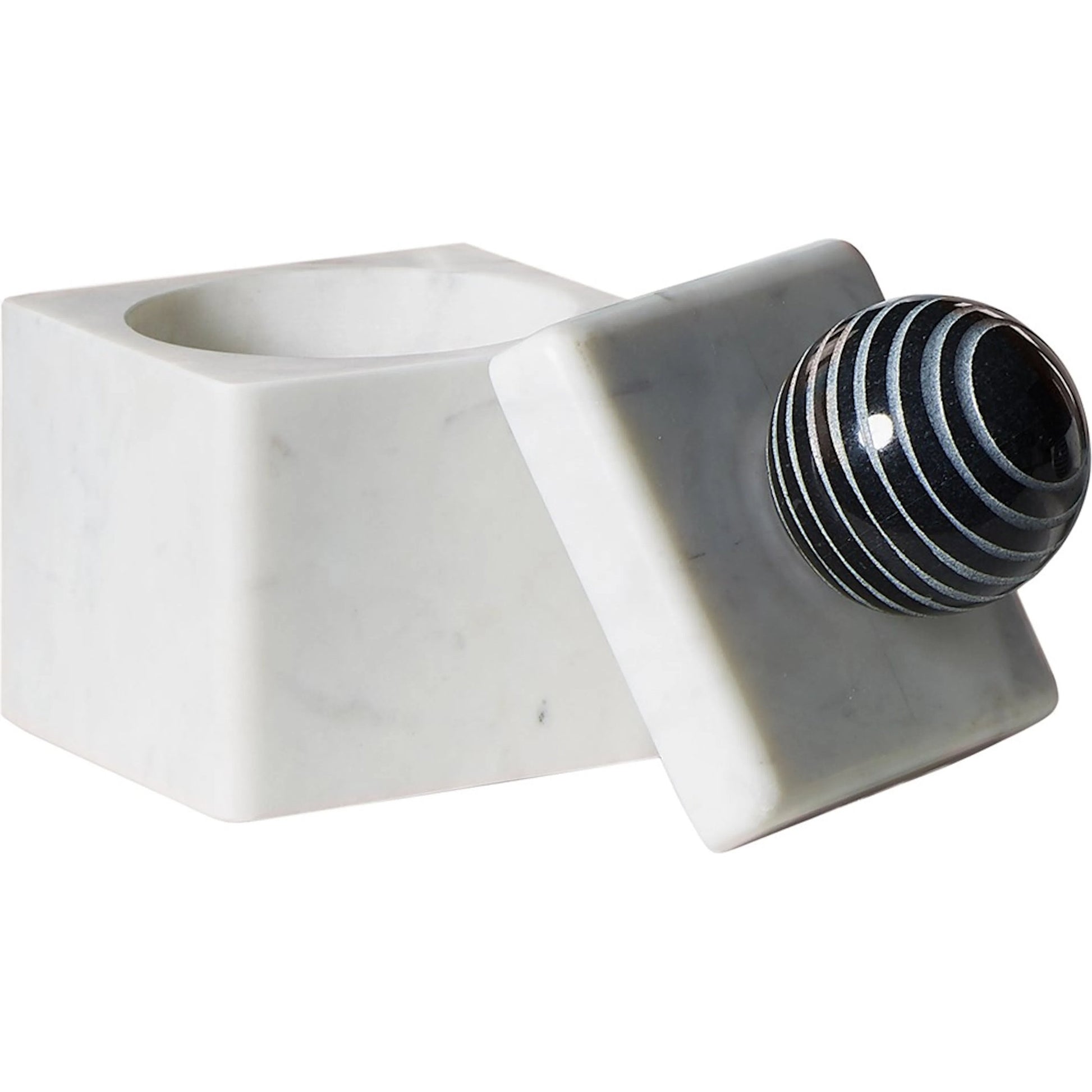 La Boite Box by Global Views. Made from white banswara, black bheslana in a eclectic & global style.