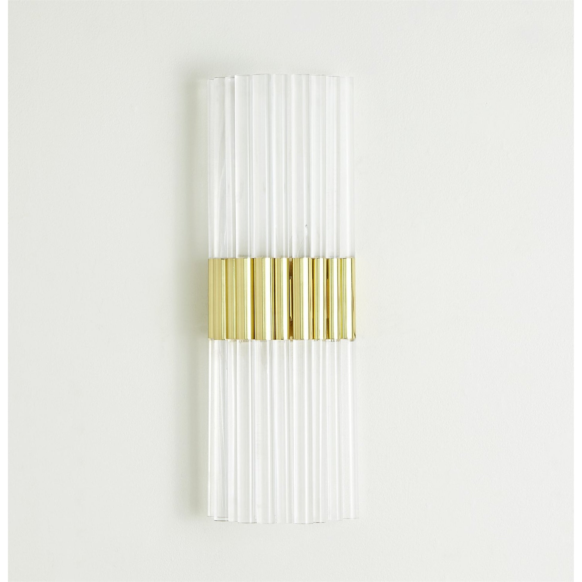 Acrylic Sconce by Global Views. Made from acrylic in a transitional style.