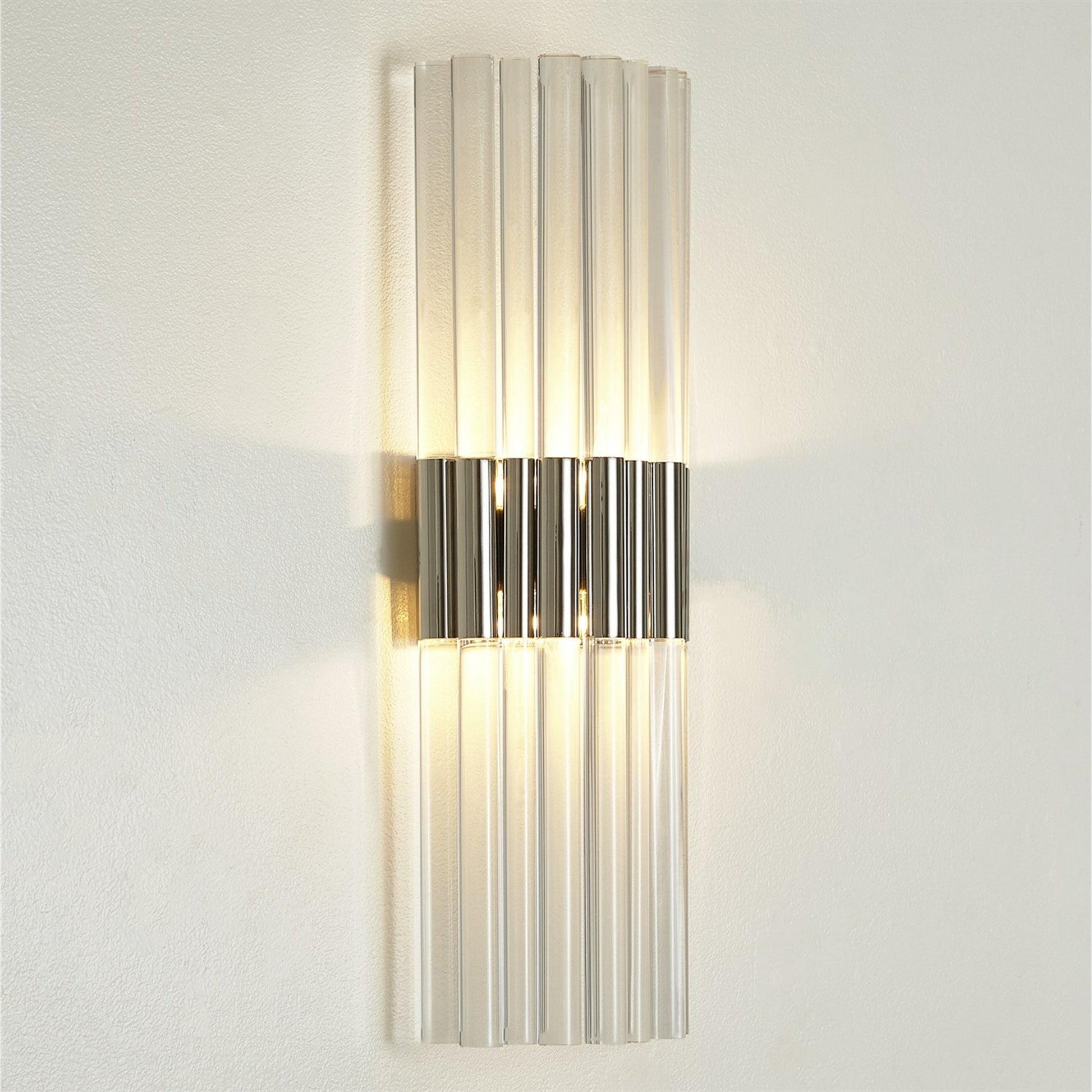 Acrylic Sconce by Global Views. Made from acrylic in a transitional style.