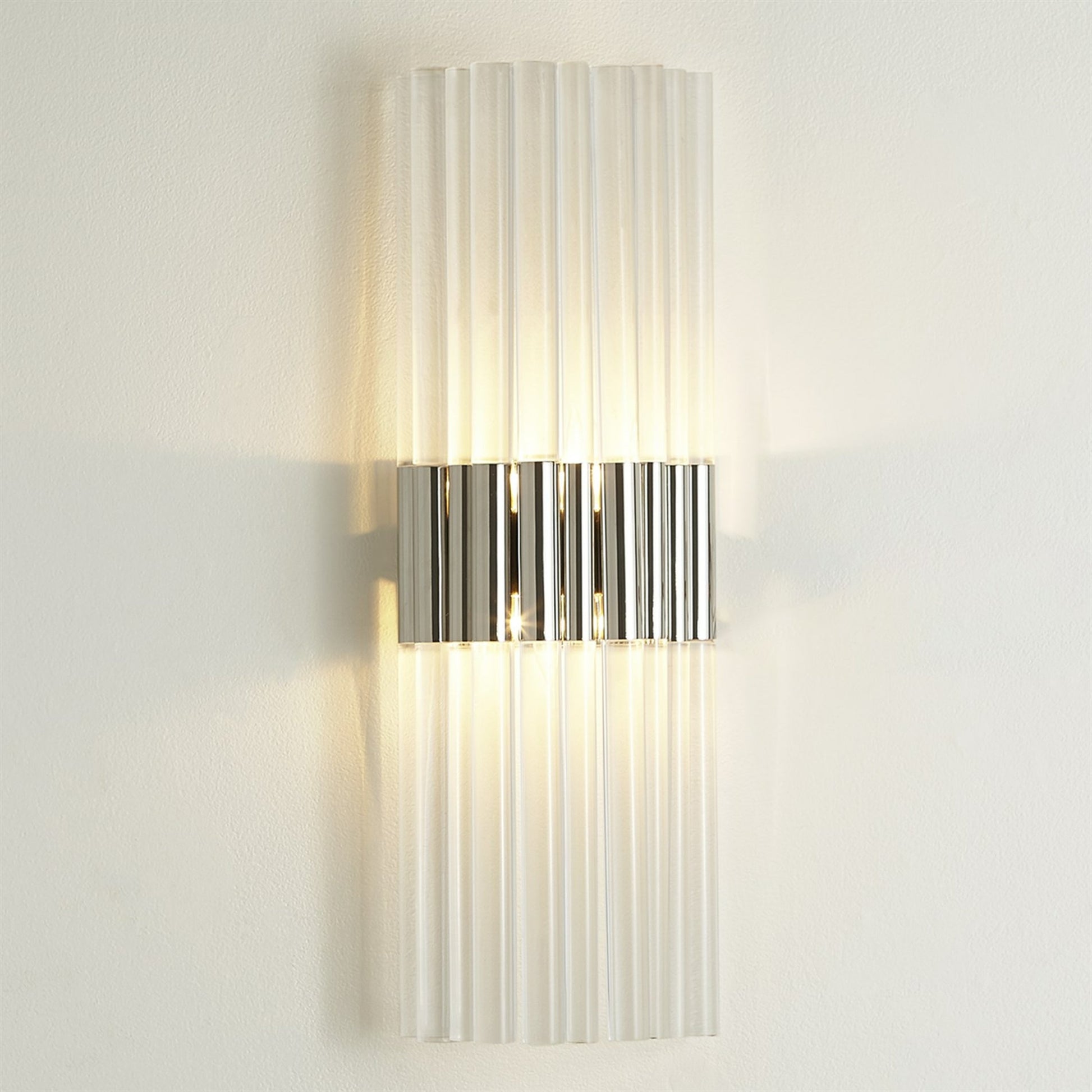 Acrylic Sconce by Global Views. Made from acrylic in a transitional style.