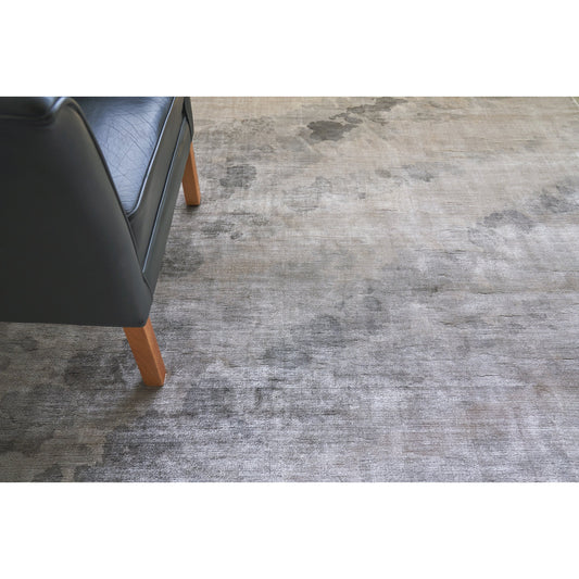 Koda 5071 Rug by Exquisite Rugs in gray. Made from bamboo silk in a unique style.
