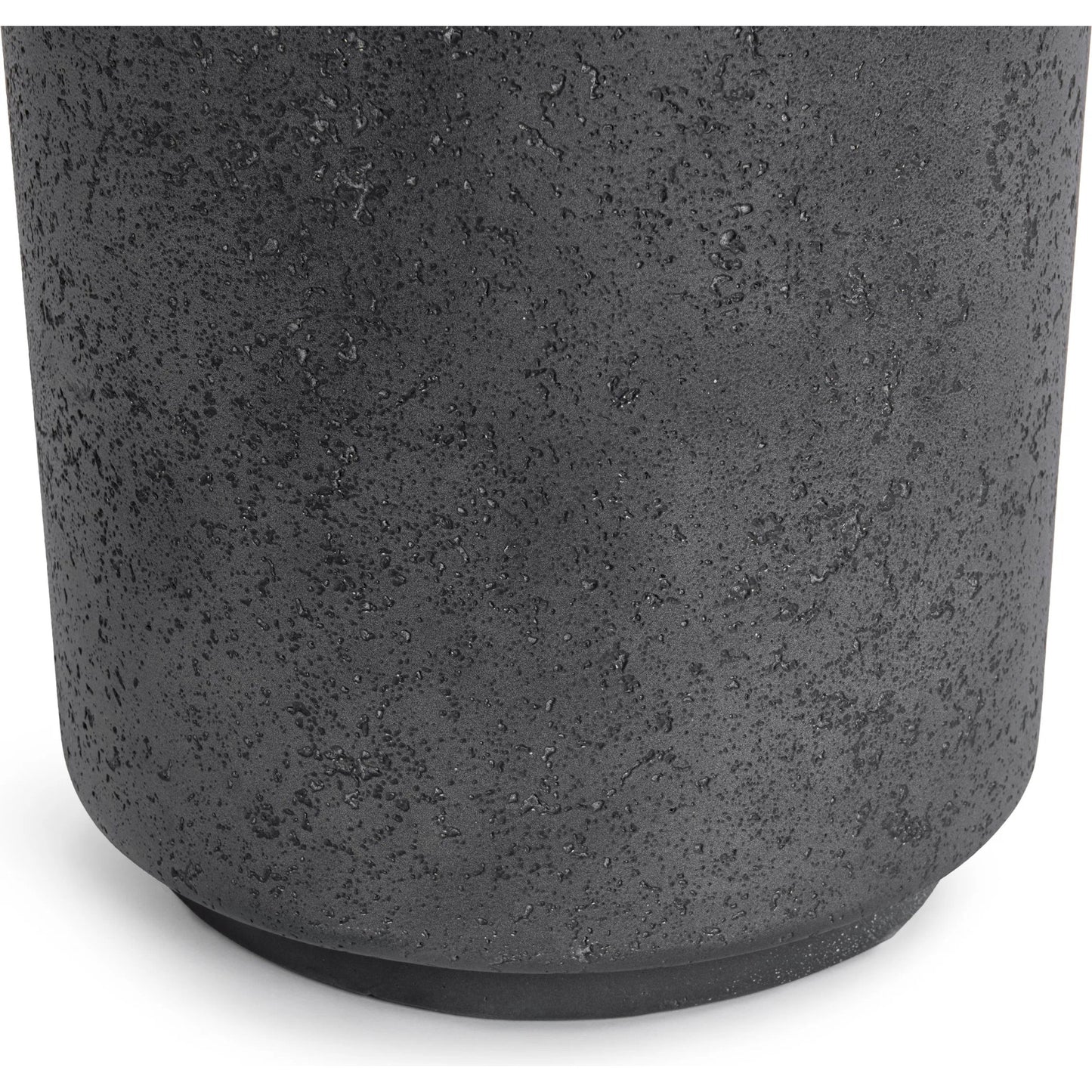 007 SI-2537844 | Closeup | Darsa Outdoor Accent Table by Classic Home in dark gray. Made from glass fiber reinforced concrete in a unique style.