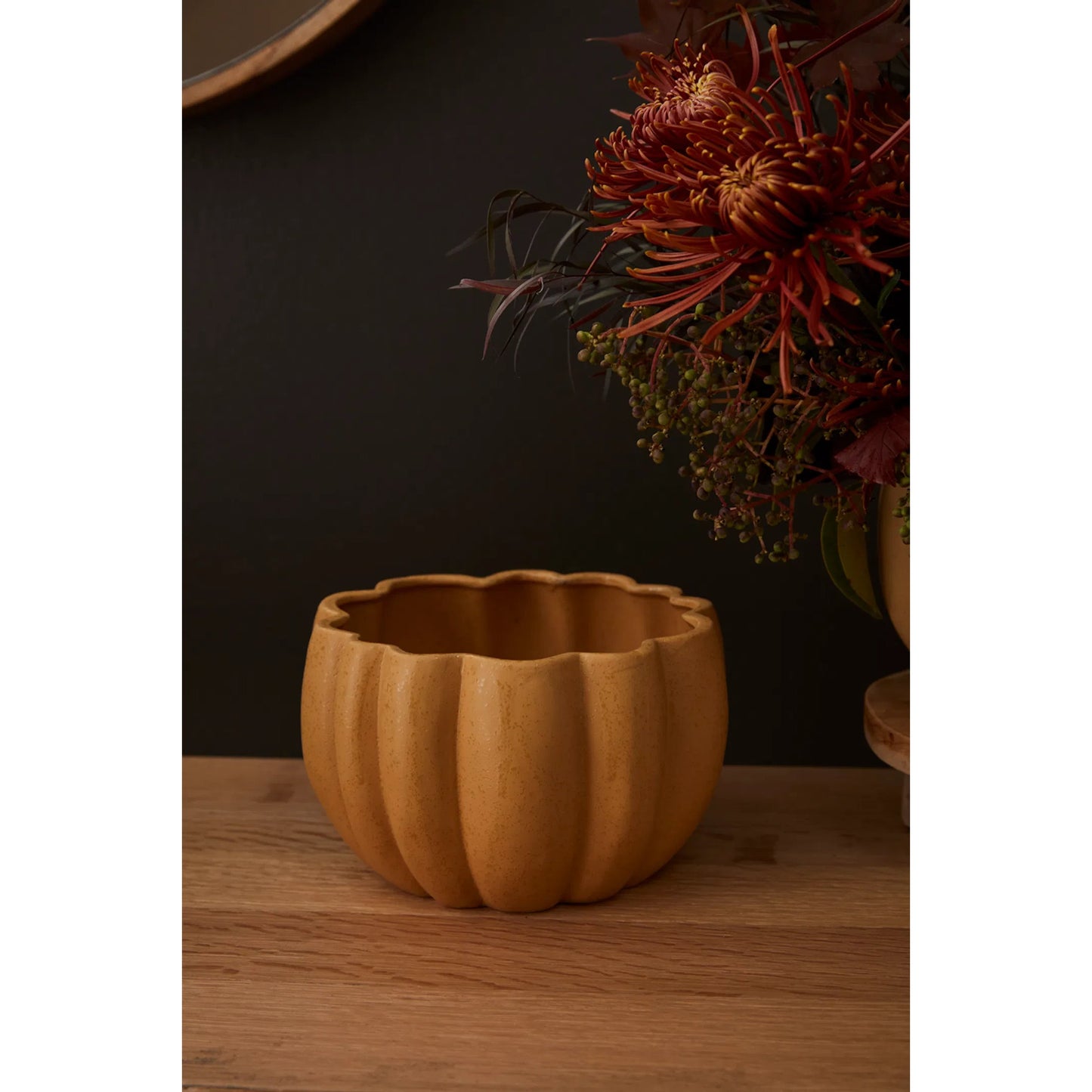 004 SI-2263760 | Lifestyle | Spiced Pumpkin Pot (Set of 2) by Accent Decor. Made from ceramic in a modern style.