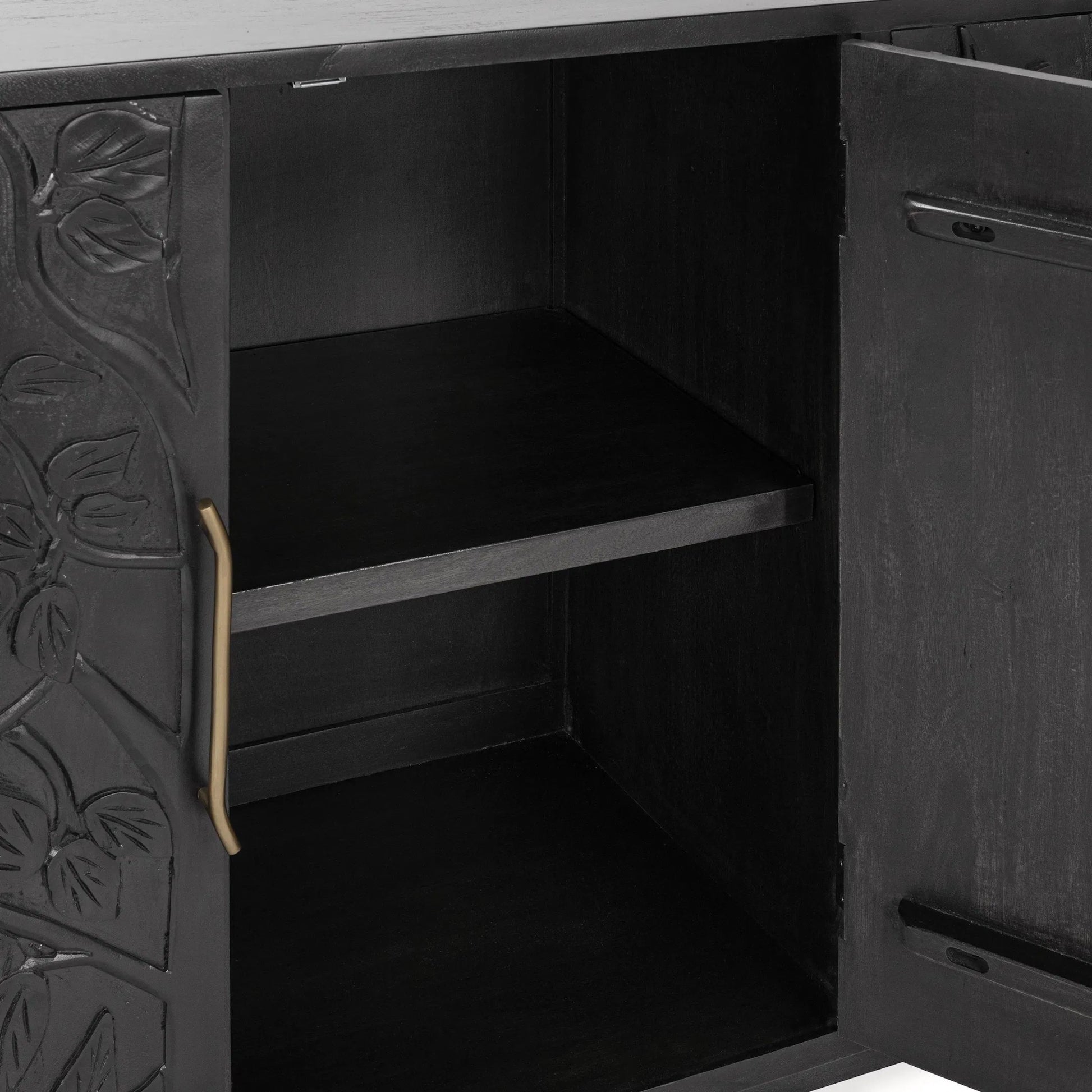 Albero 4-Door Mango Wood Sideboard Buffet by Classic Home. Made from mango wood in a traditional style.