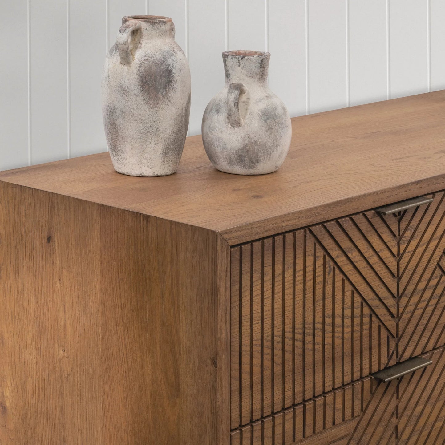 025 SI-2259098 | Closeup | Santa Clara 6-Drawer Wood Dresser by Classic Home. Made from unique in a modern style.