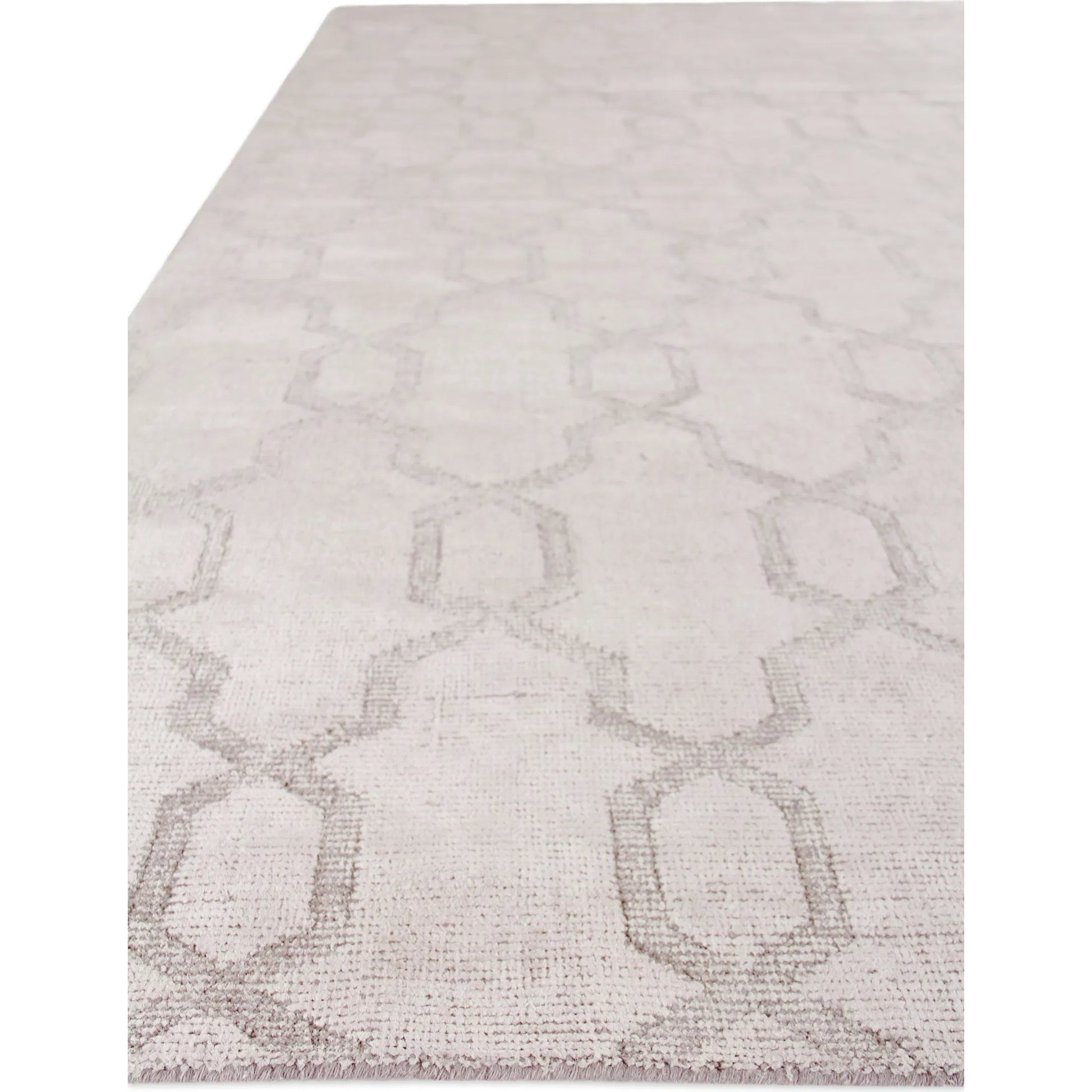 Samara 5221 Rug by Exquisite Rugs in beige. Made from bamboo silk in a unique style.