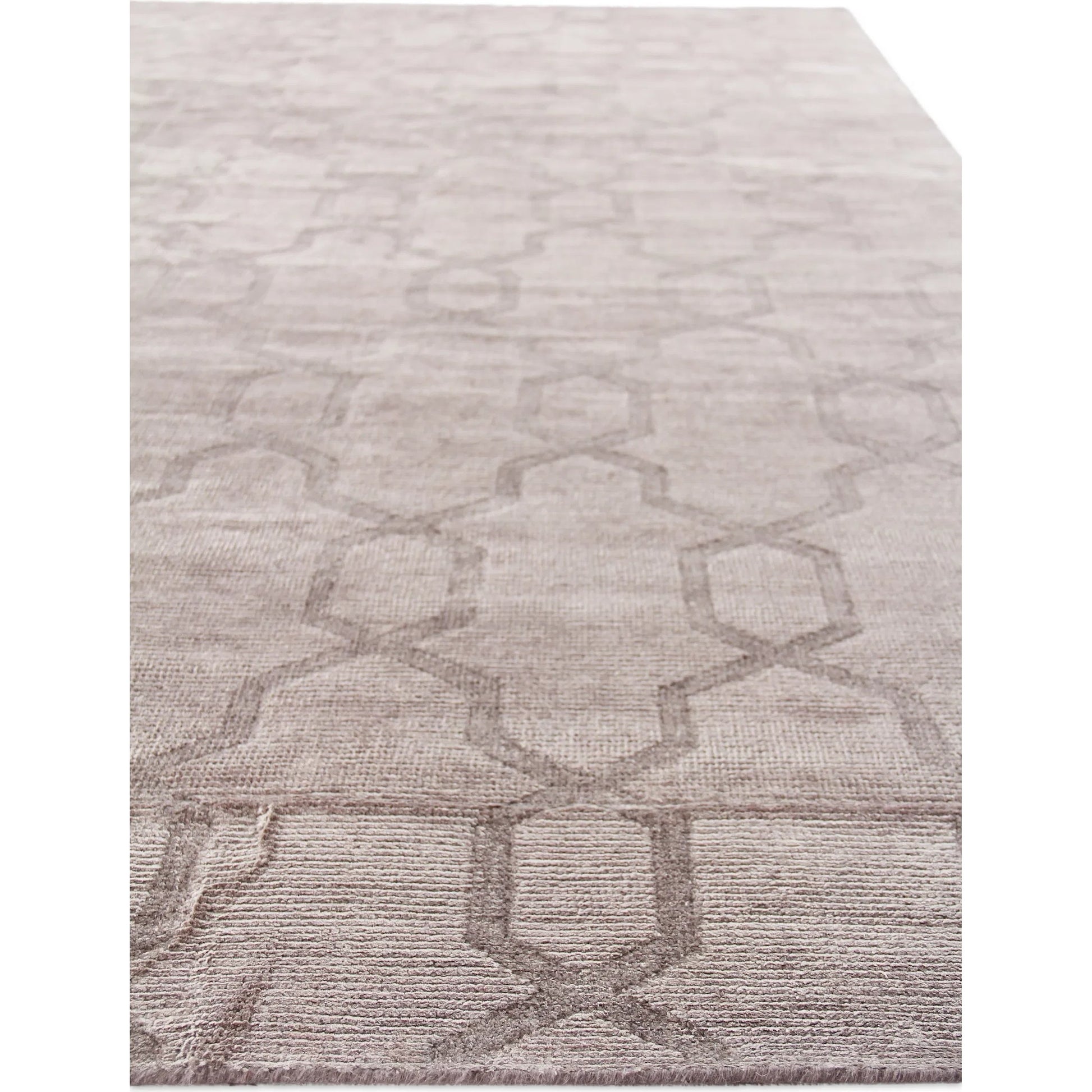 Samara 5221 Rug by Exquisite Rugs in beige. Made from bamboo silk in a unique style.