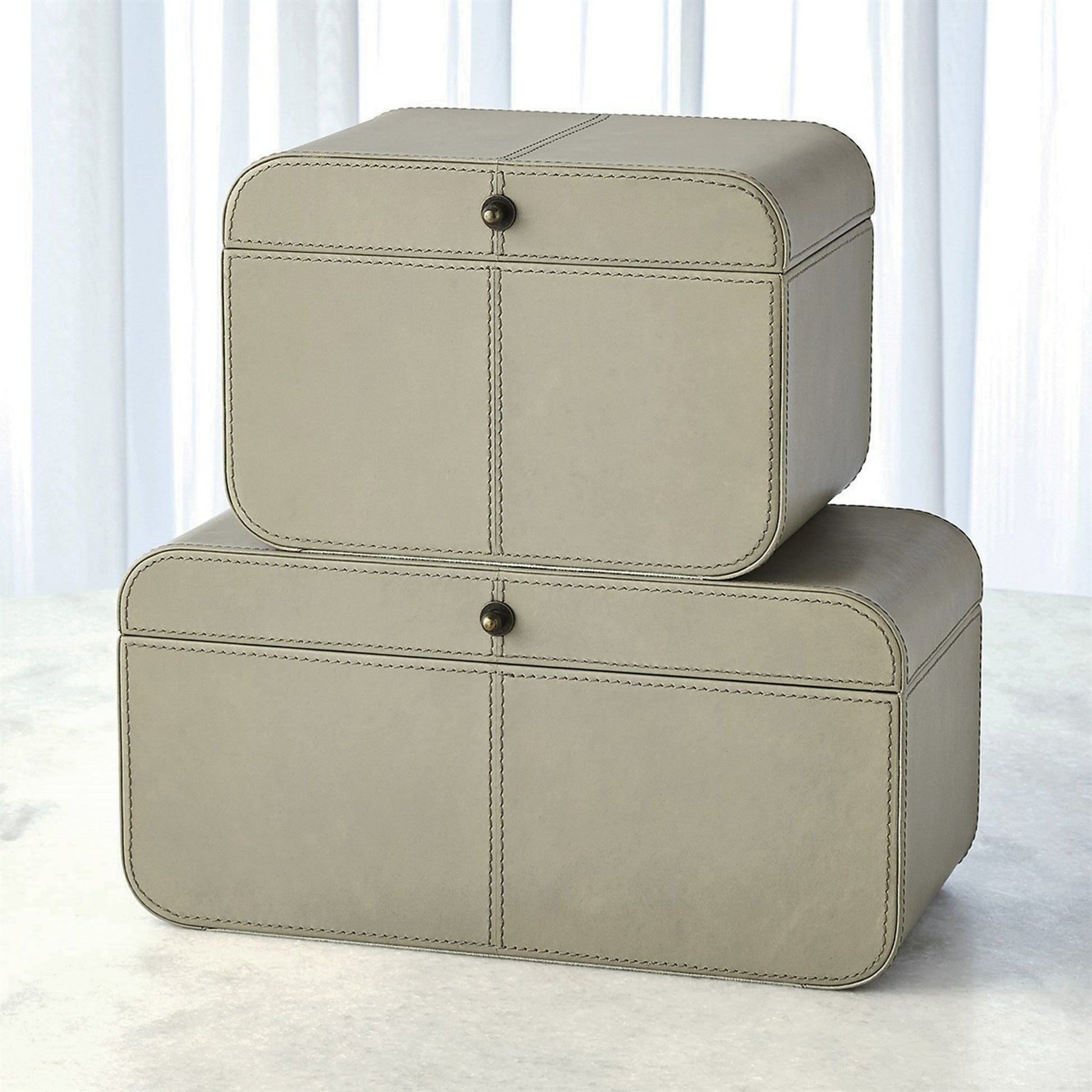 Curved Corner Box by Global Views. Made from mdf, leather, polysuede lining in a eclectic & global style.