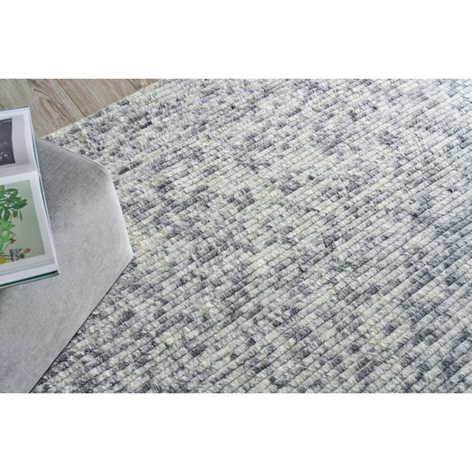 Kaza 5305 Rug by Exquisite Rugs in ivory, light gray. Made from new zealand wool in a unique style.