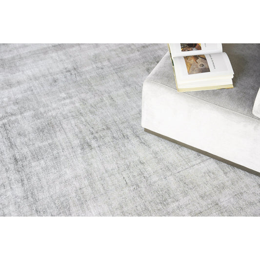 Cloud 5307 Rug by Exquisite Rugs in ivory, silver. Made from wool, bamboo silk in a unique style.