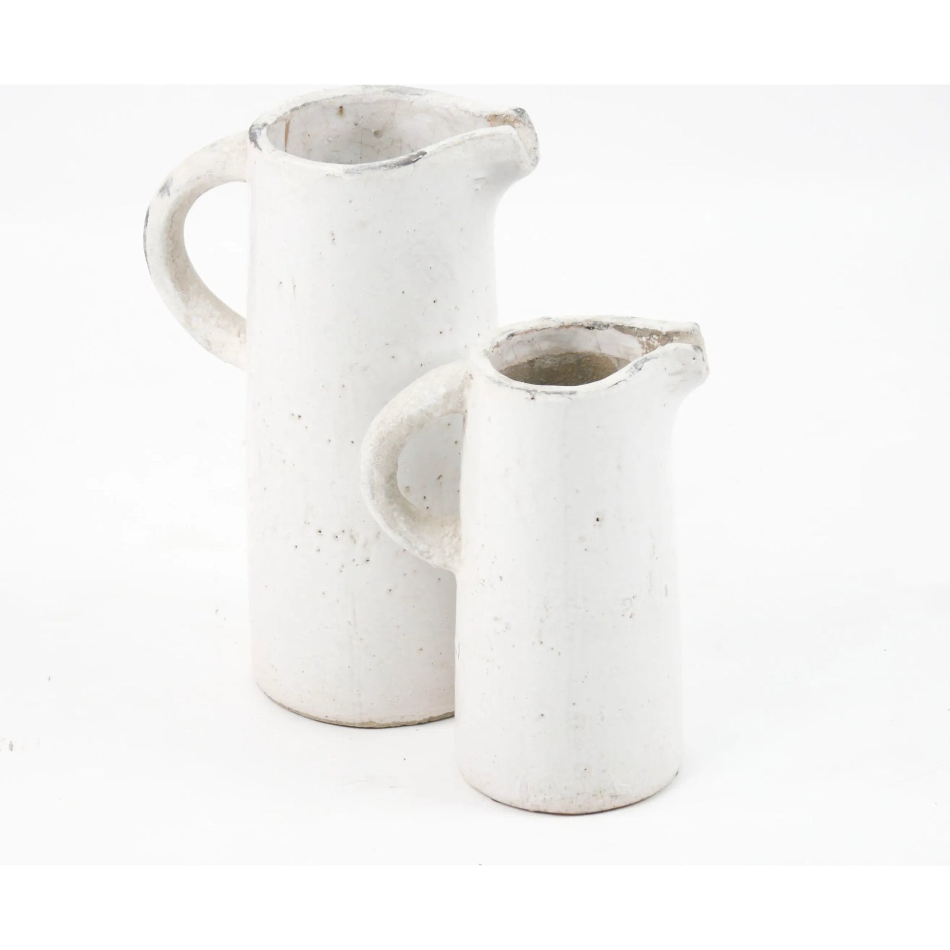 French Country Pitcher by Zentique in distressed white and stoneware. Made from stoneware in a modern style.