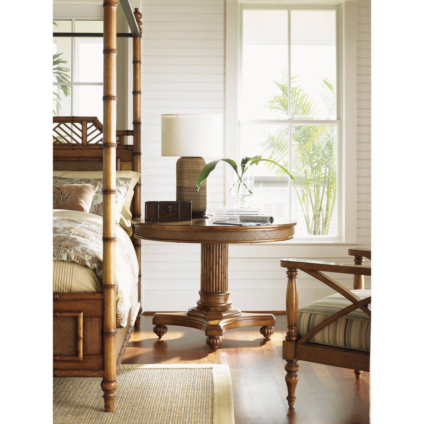 008 SR-836009 | Lifestyle | Cayman Kitchen Table by Tommy Bahama Home. Made from unique in a traditional style.