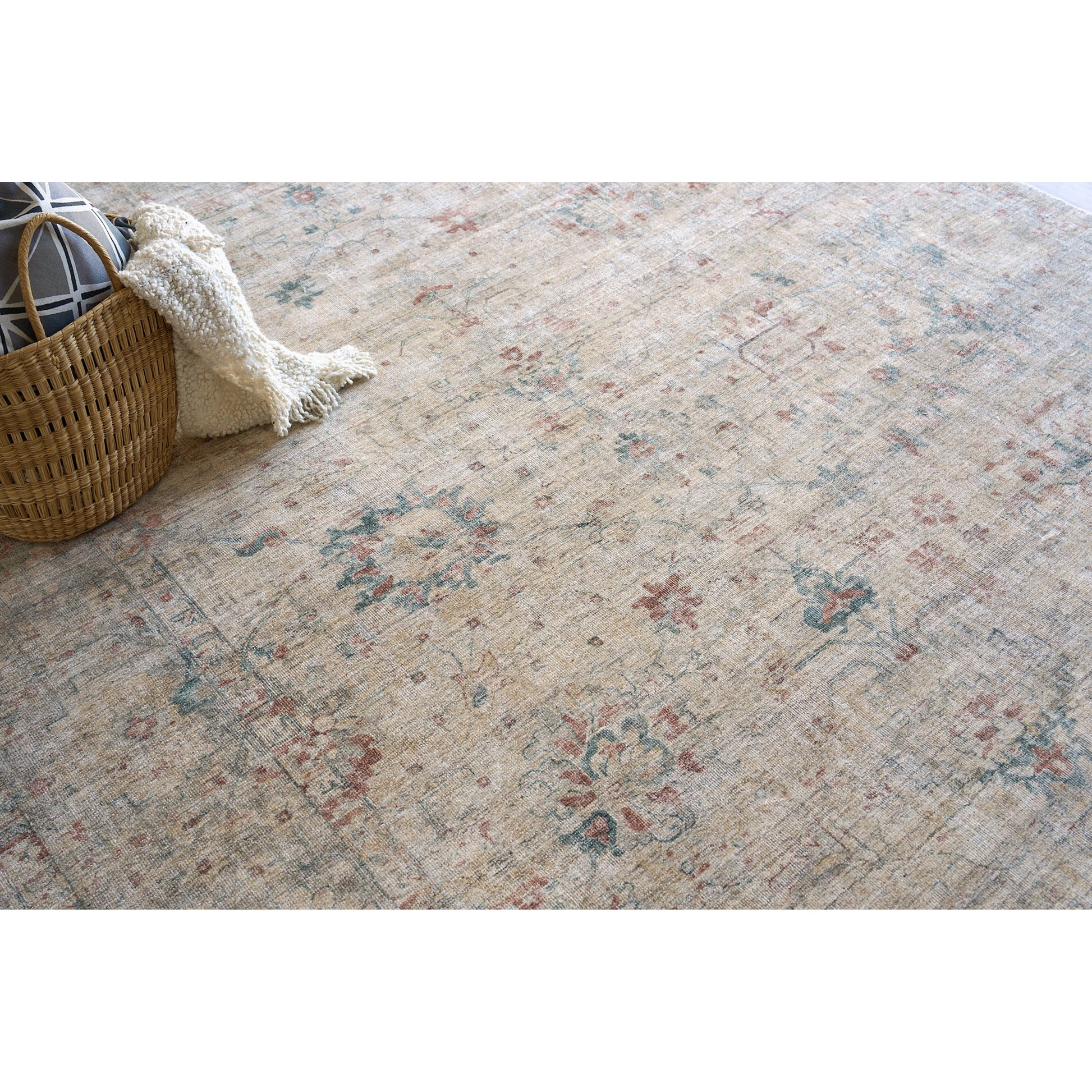 Kensington Rug by Exquisite Rugs. Made from wool, bamboo silk in a unique style.