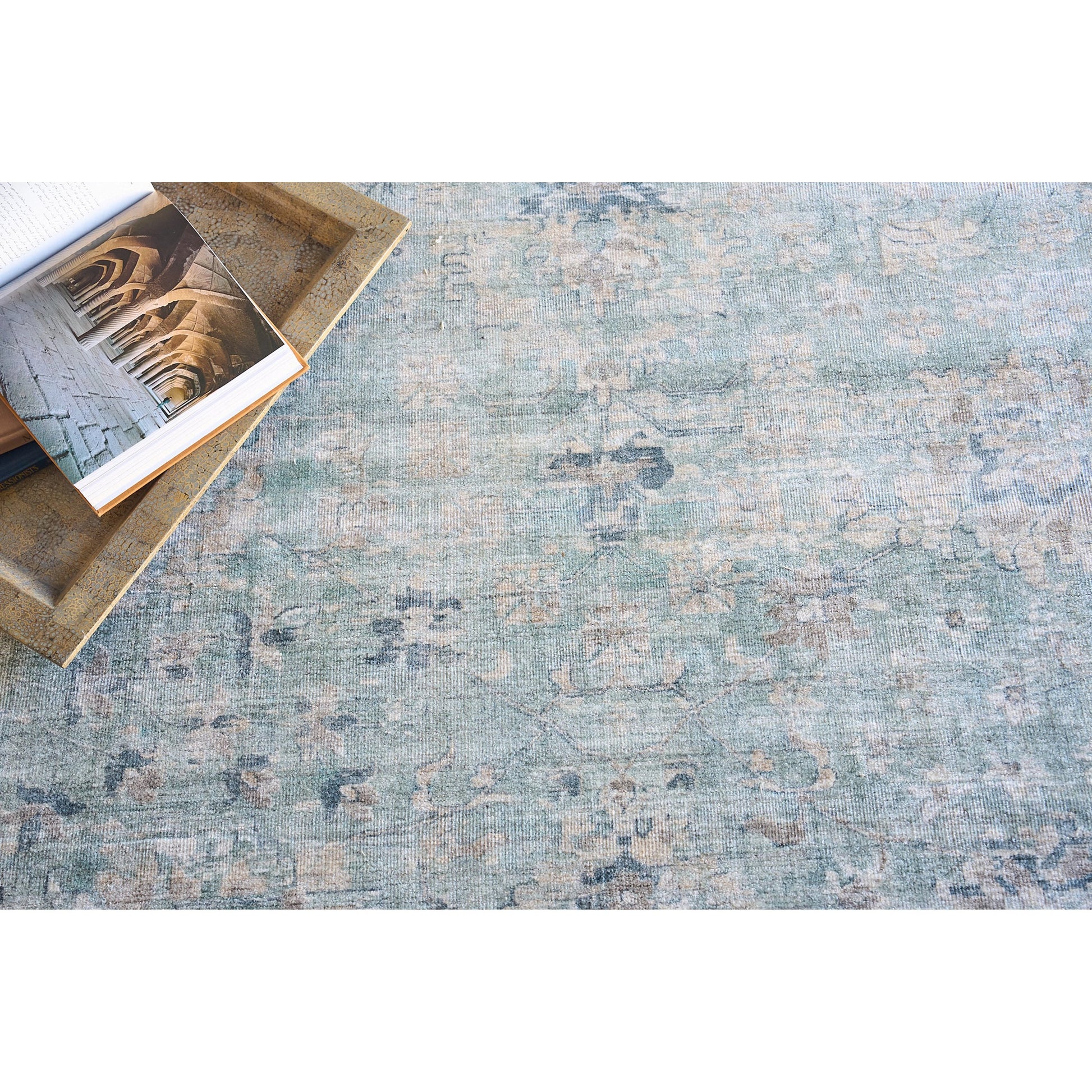 Kensington 5339 Rug by Exquisite Rugs in blue. Made from wool, bamboo silk in a unique style.