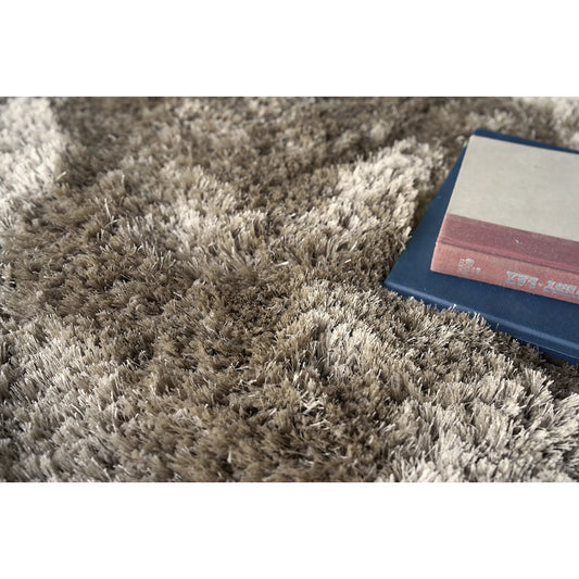 Sumo Shag 5342 Rug by Exquisite Rugs in taupe. Made from polyester, microfiber in a unique style.