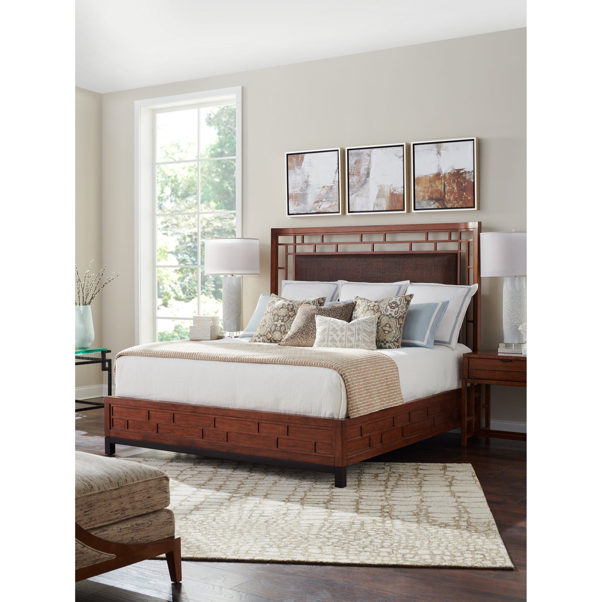 Paradise Point Bed by Tommy Bahama Home. Made from unique in a transitional style.