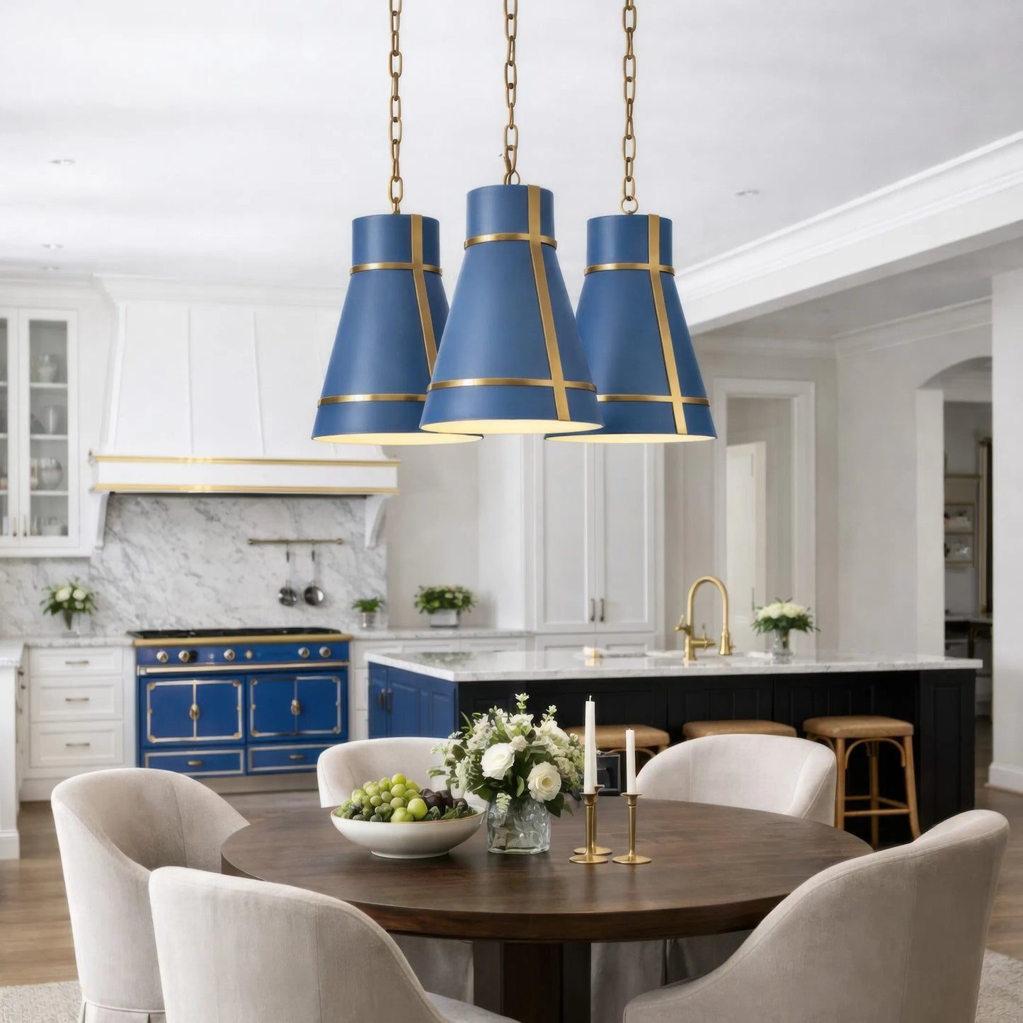 002 SI-2536920 | Lifestyle | Brasserie 1 Light Mini Pendant by Varaluz in blue. Made from steel in a unique style.