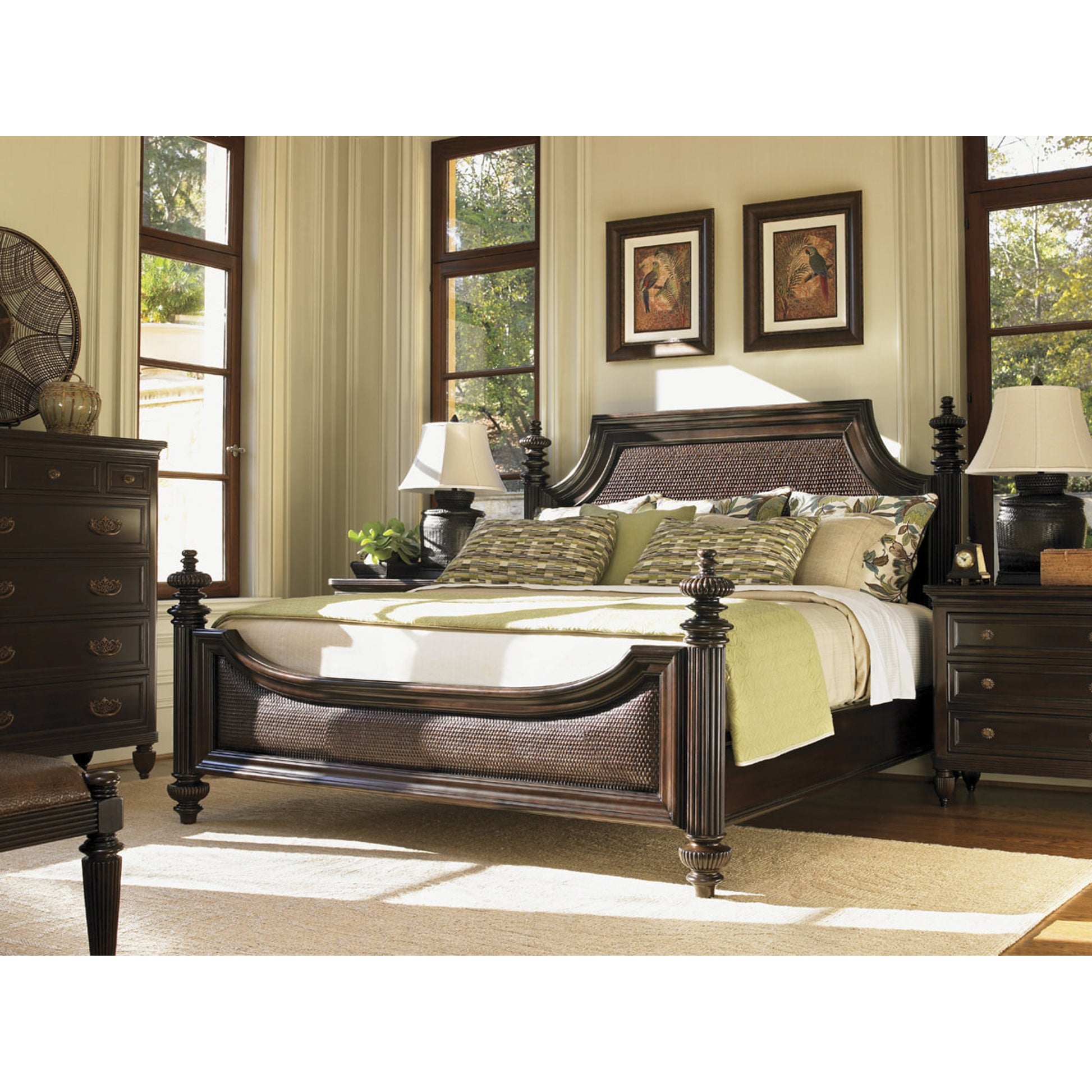 Harbour Point Bed by Tommy Bahama Home. Made from unique in a traditional style.