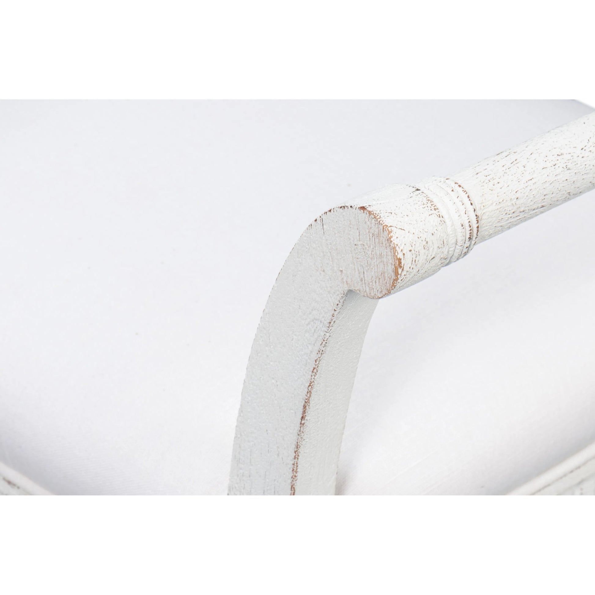 Gale Bungalow Bench by Sarreid Ltd. in bungalow white. Made from acacia wood in a traditional style.