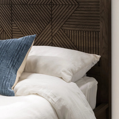 Santa Clara Platform Bed by Classic Home in toasted brown. Made from wood, oak veneer in a modern style.