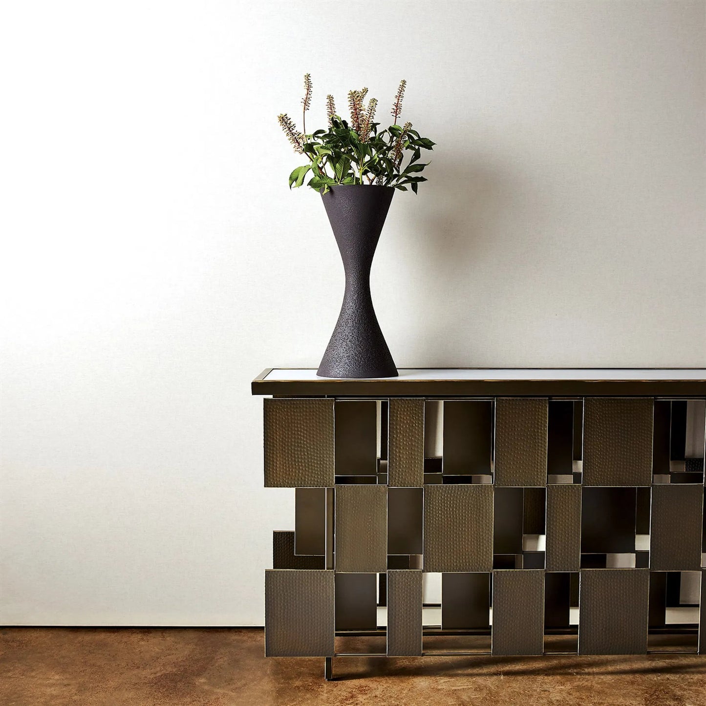 005 SR-701527 | Lifestyle | Layered Console by Global Views in bronze, gold. Made from iron, white honed marble in a eclectic & global style.