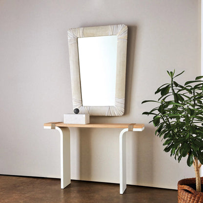 La Boite Box by Global Views. Made from white banswara, black bheslana in a eclectic & global style.