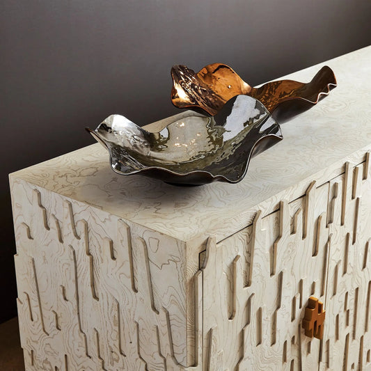 Wave Platter by Global Views. Made from ceramic in a eclectic & global style.