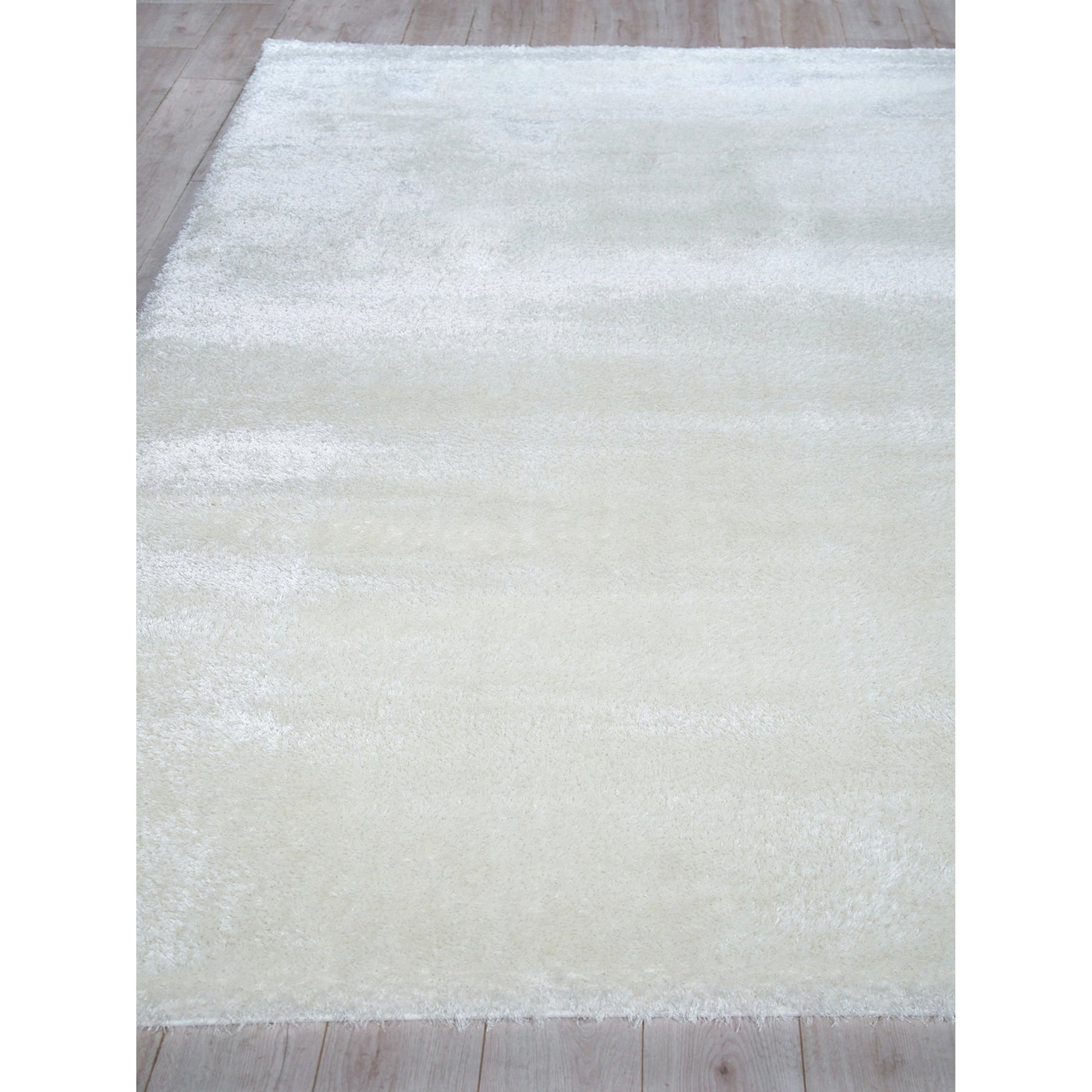 Luxe Shag Rug by Exquisite Rugs. Made from polyester, microfiber in a unique style.