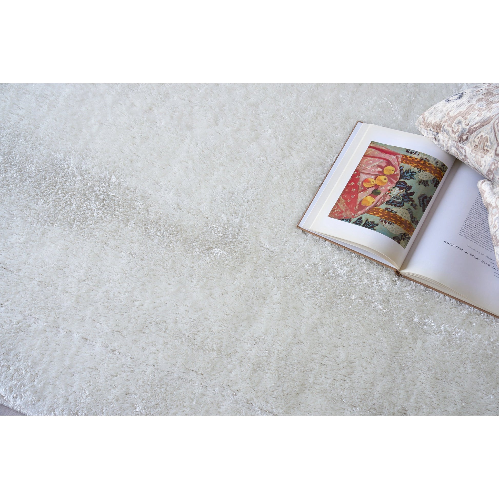 Luxe Shag Rug by Exquisite Rugs. Made from polyester, microfiber in a unique style.