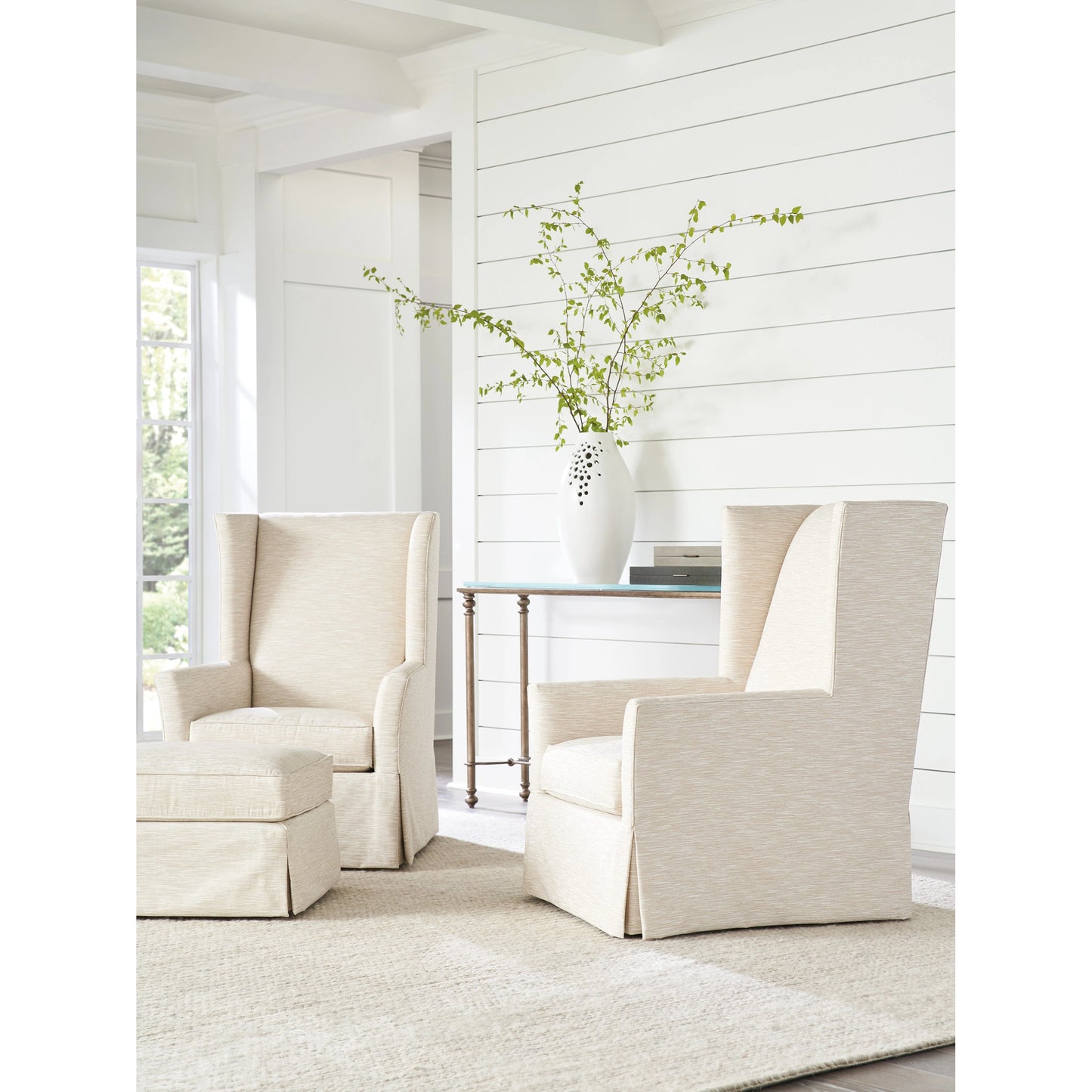 002 SI-1962990 | Lifestyle | El Moro Ottoman by Barclay Butera. Made from unique in a modern style.