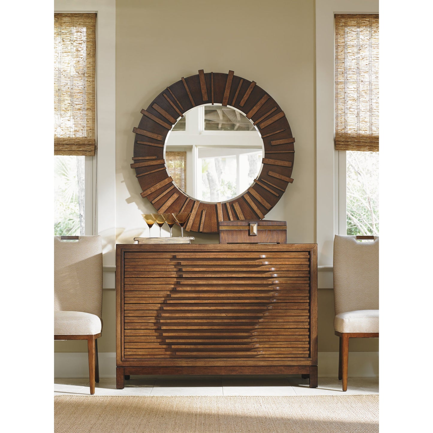 003 SR-836231 | Lifestyle | Madura Hall Chest by Tommy Bahama Home. Made from unique in a modern style.