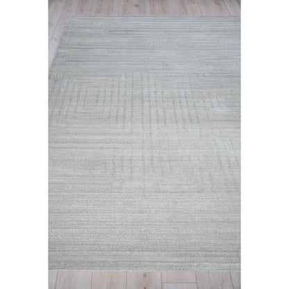 Castelli 5627 Rug by Exquisite Rugs in light gray. Made from bamboo silk, new zealand wool in a unique style.