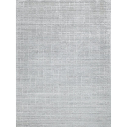 Castelli 5628 Rug by Exquisite Rugs in light silver. Made from bamboo silk, new zealand wool in a unique style.
